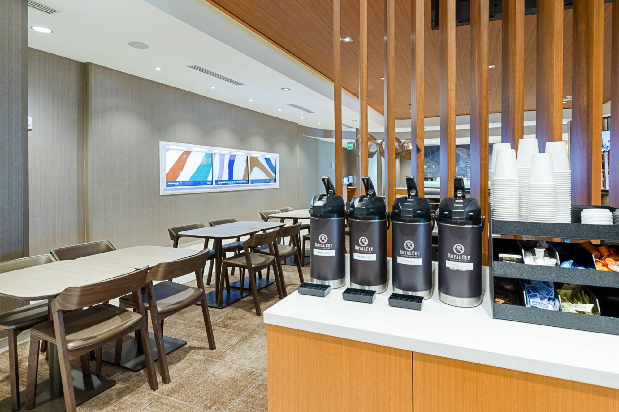 北查尔斯顿春季山丘万豪套房酒店 外观 照片